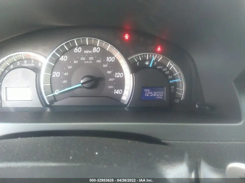 2012 TOYOTA CAMRY SE