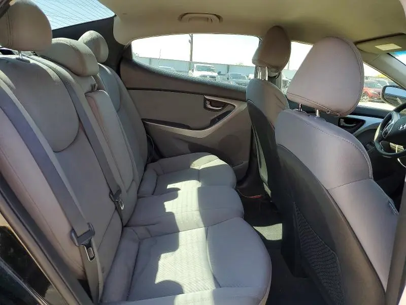 2012 HYUNDAI ELANTRA GLS  