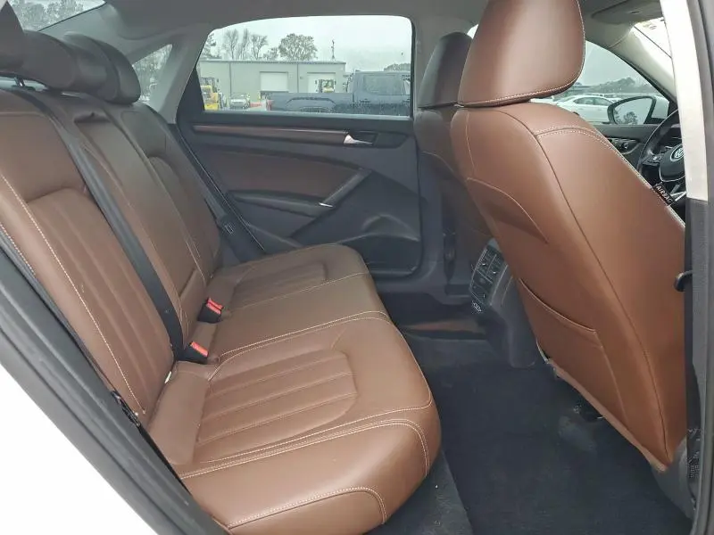 2020 VOLKSWAGEN PASSAT SEL  