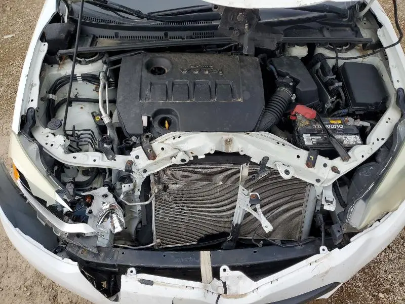 2014 TOYOTA COROLLA LE PLUS  
