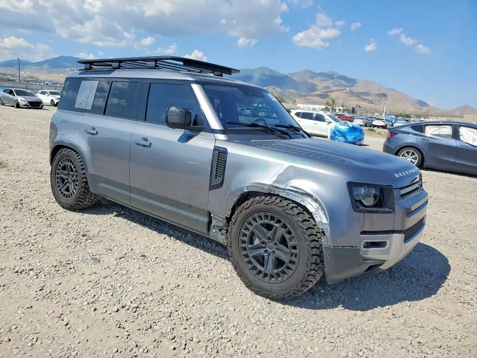 2021 LAND ROVER DEFENDER 110 SE  
