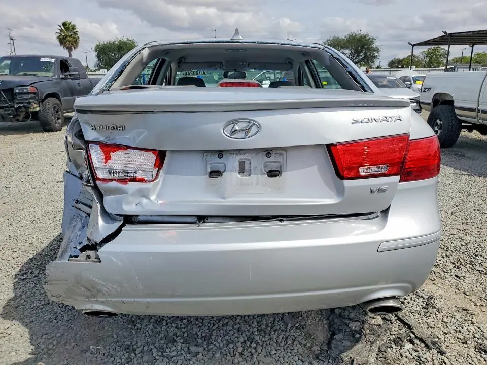 2010 HYUNDAI SONATA SE V6  