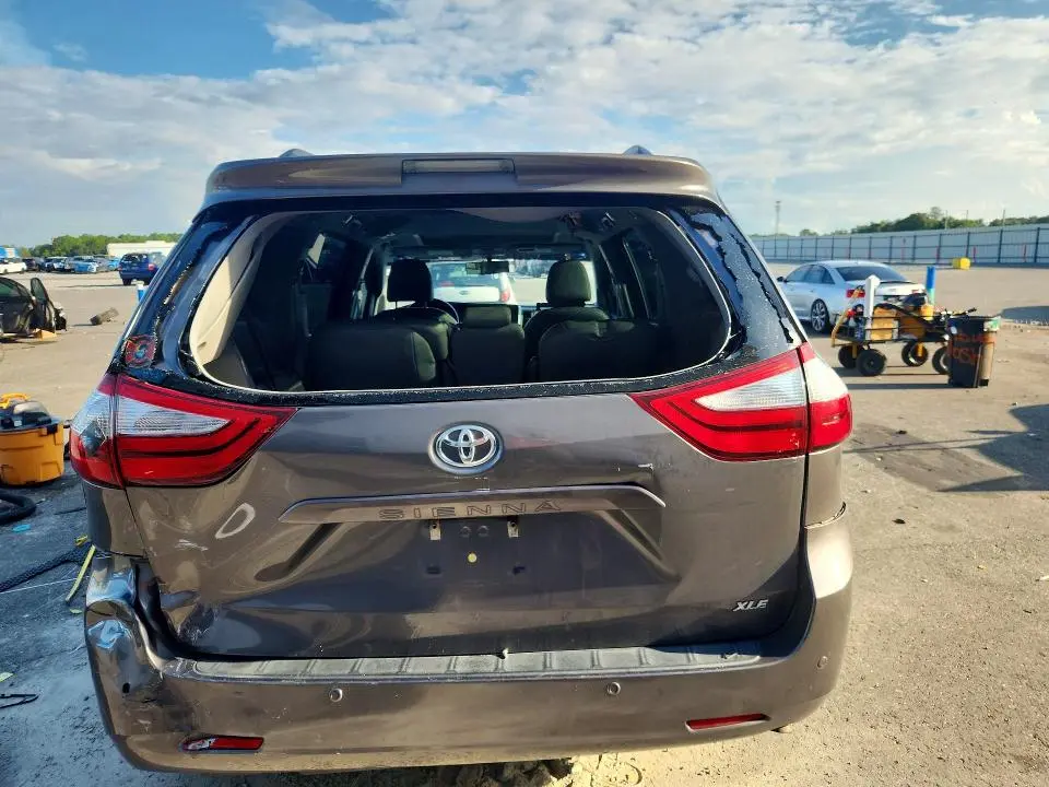 2017 TOYOTA SIENNA XLE 8-PASSENGER  