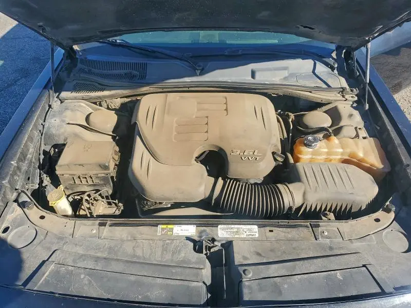 2013 DODGE CHALLENGER SXT  