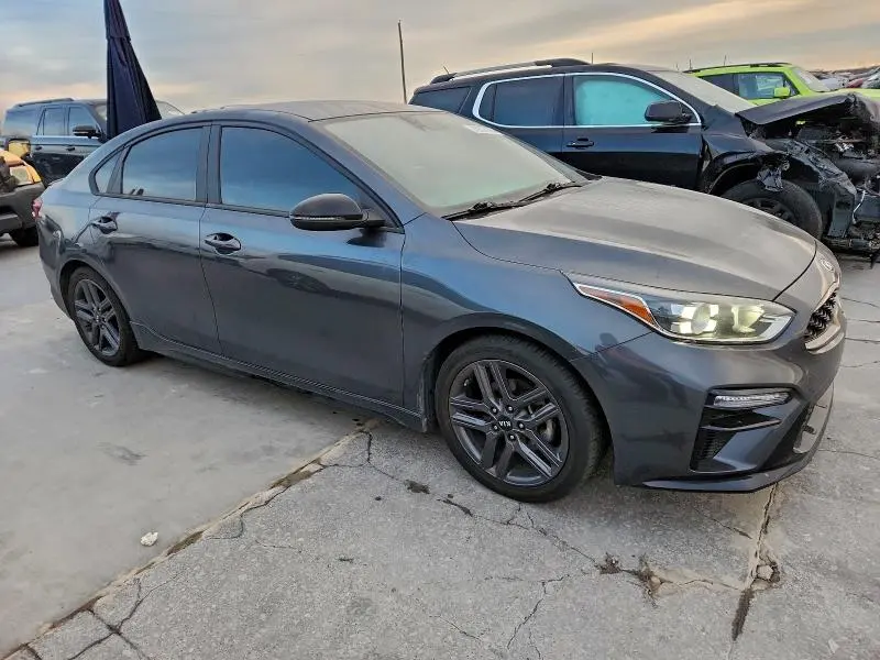 2021 KIA FORTE GT LINE  