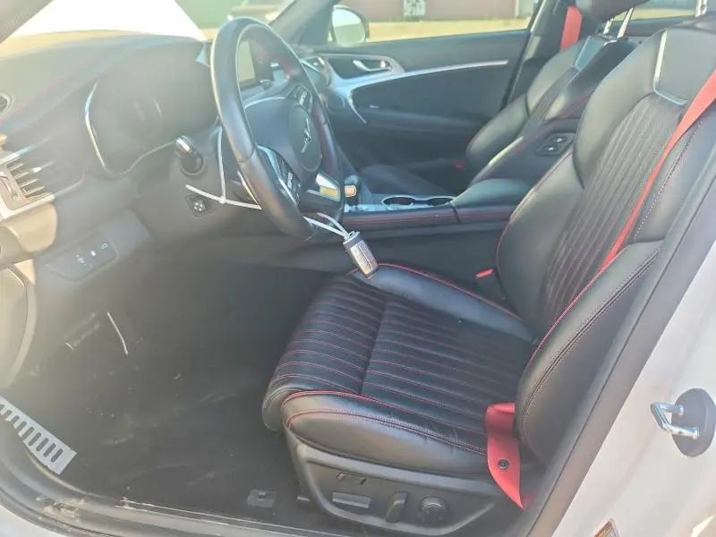 2023 GENESIS G70 3.3T STANDARD  