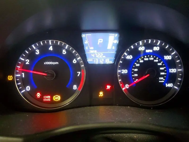 2013 HYUNDAI ACCENT GLS  