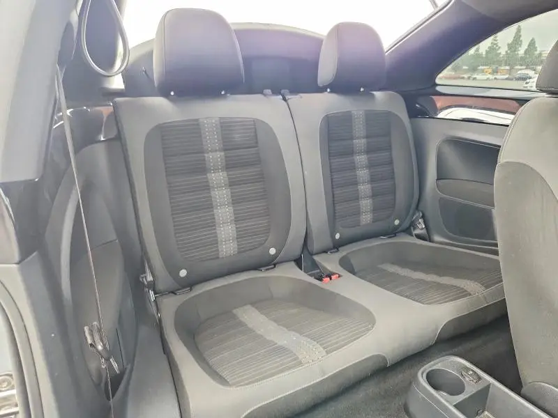 2012 VOLKSWAGEN BEETLE TURBO  