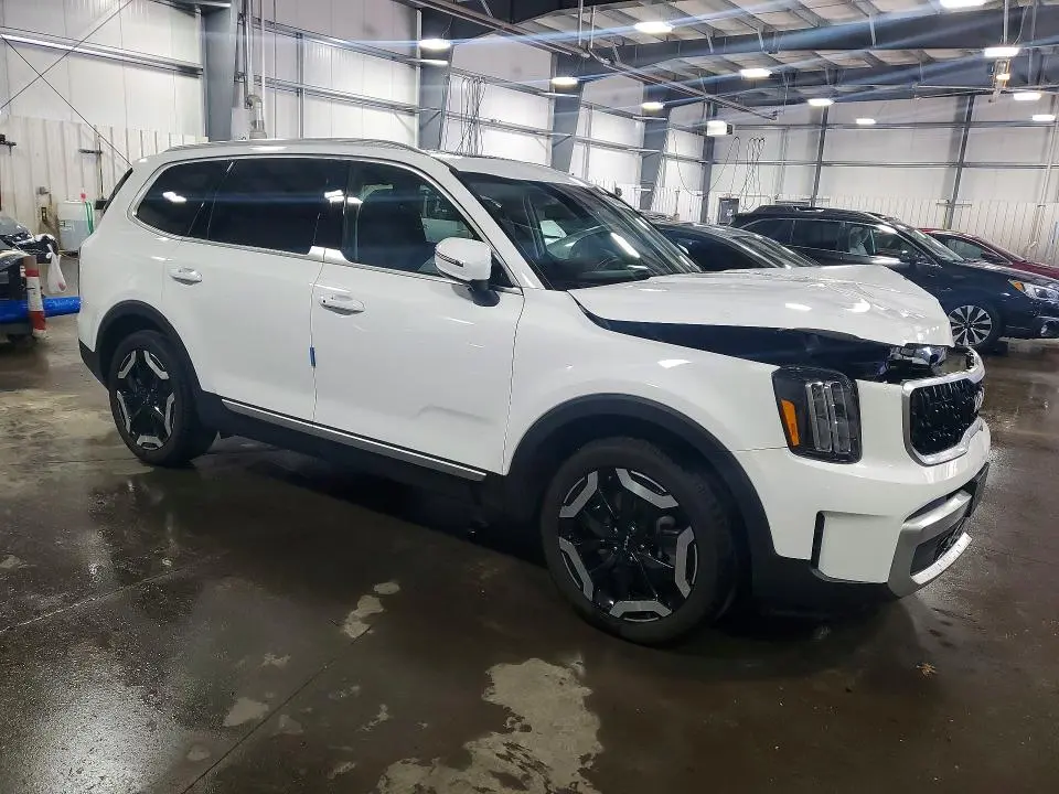 2024 KIA TELLURIDE EX  