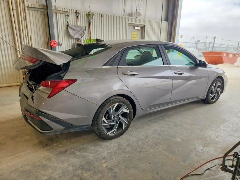 2024 HYUNDAI ELANTRA LIMITED  