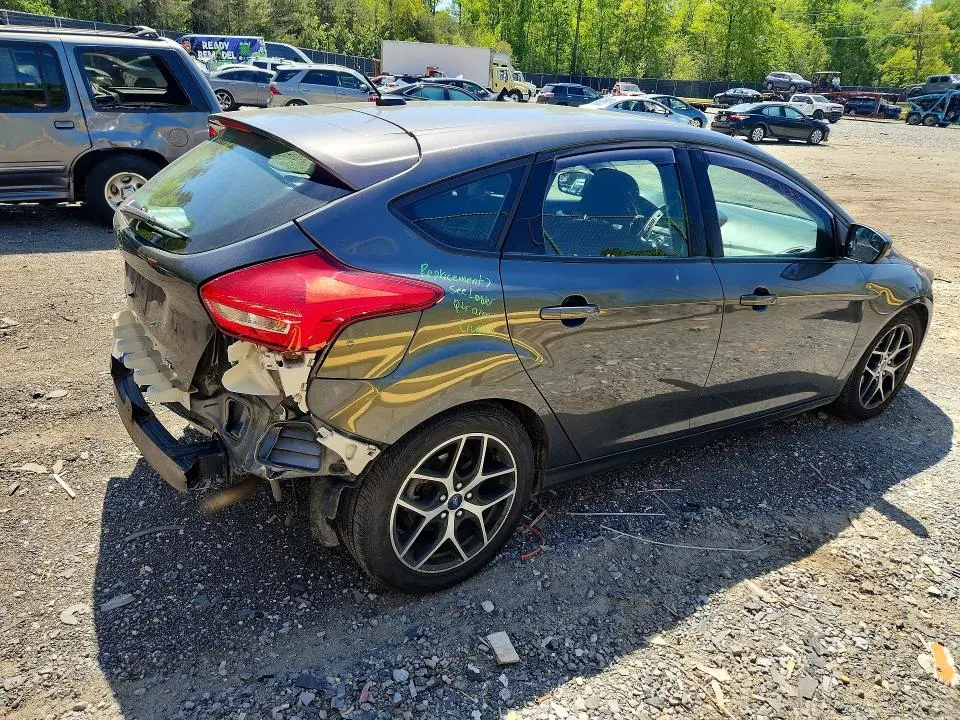 2017 FORD FOCUS SEL  