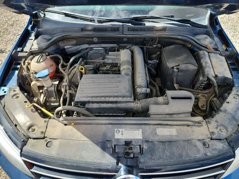 2016 VOLKSWAGEN JETTA SE  