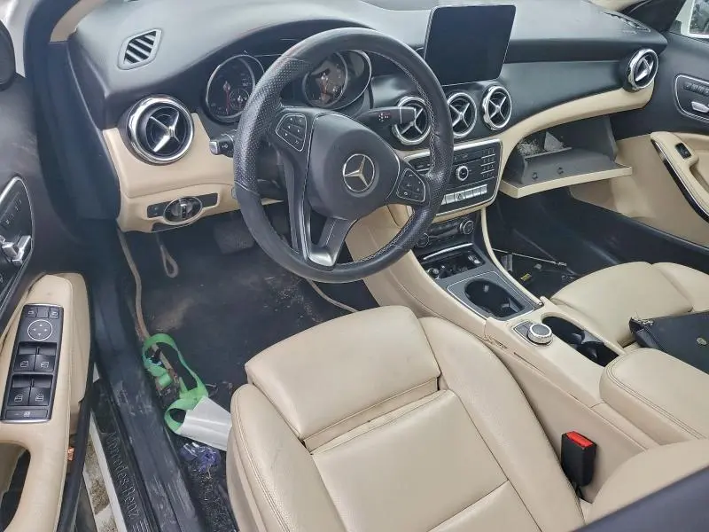 2019 MERCEDES-BENZ GLA 250  