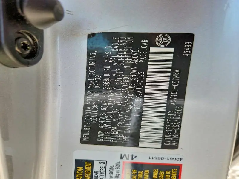 2010 TOYOTA CAMRY LE  