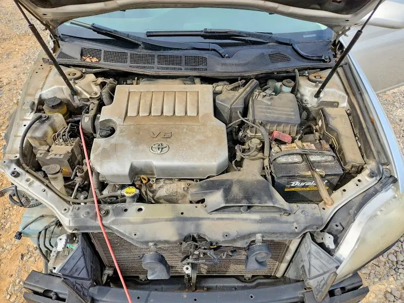 2010 TOYOTA AVALON XL  