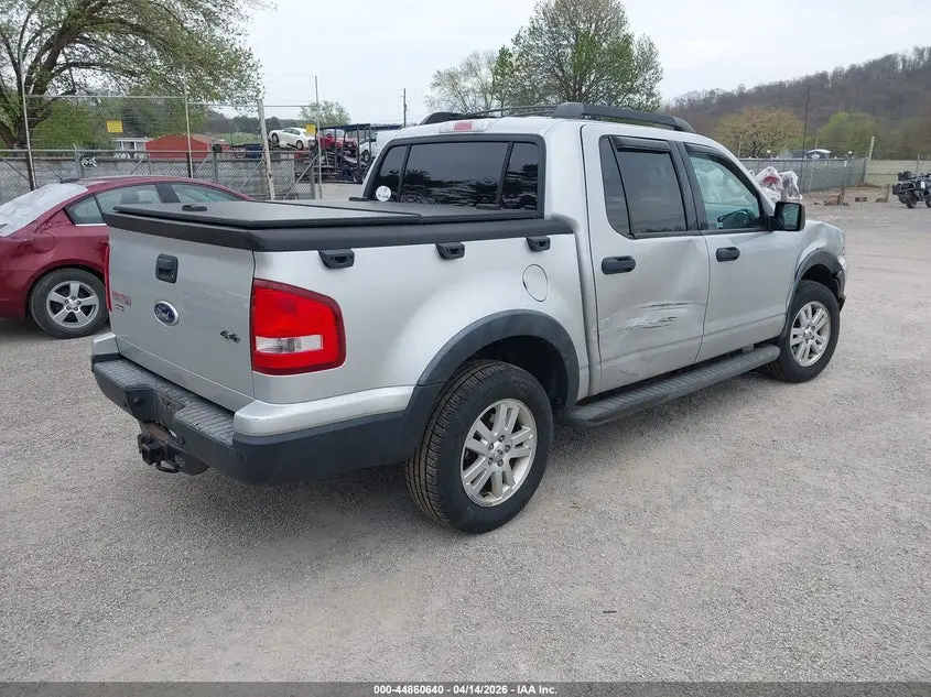 2010 FORD EXPLORER SPORT TRAC XLT