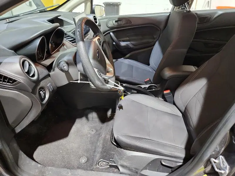2017 FORD FIESTA SE  