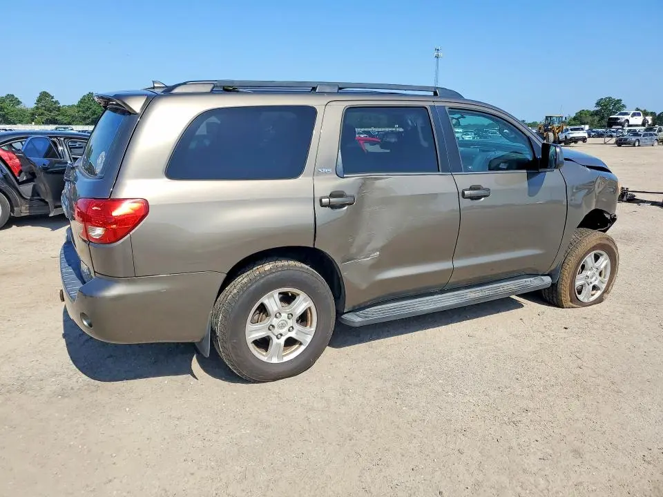 2013 TOYOTA SEQUOIA SR5  