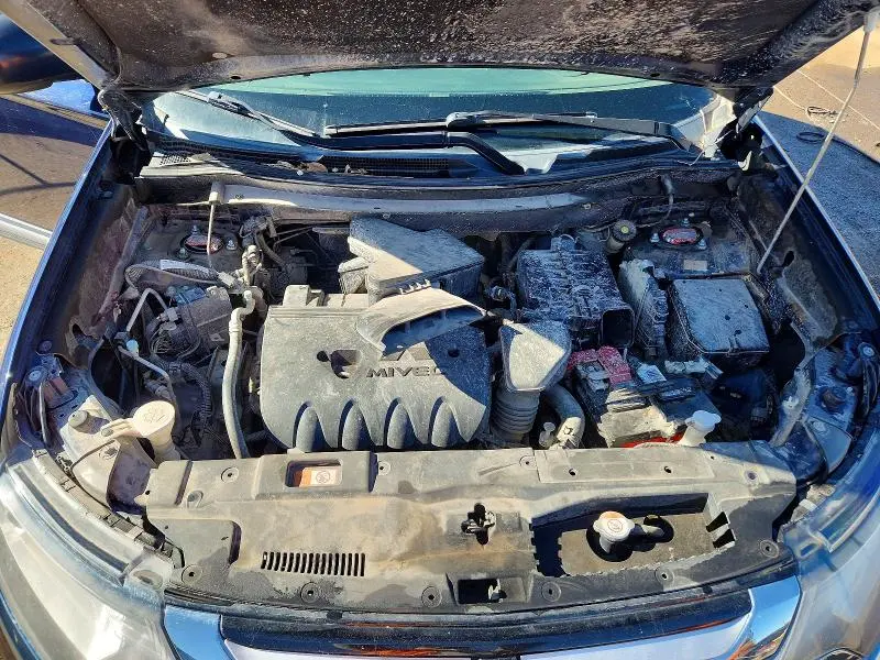 2017 MITSUBISHI OUTLANDER ES  