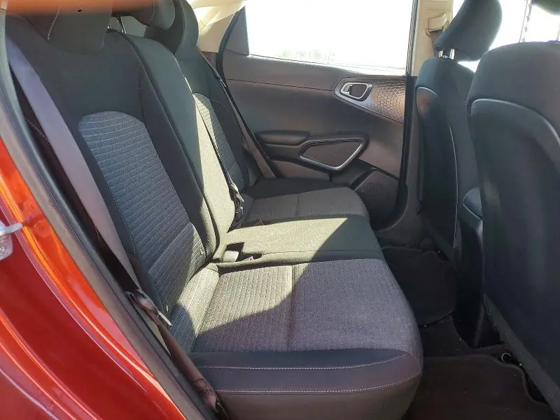 2021 KIA SOUL S  