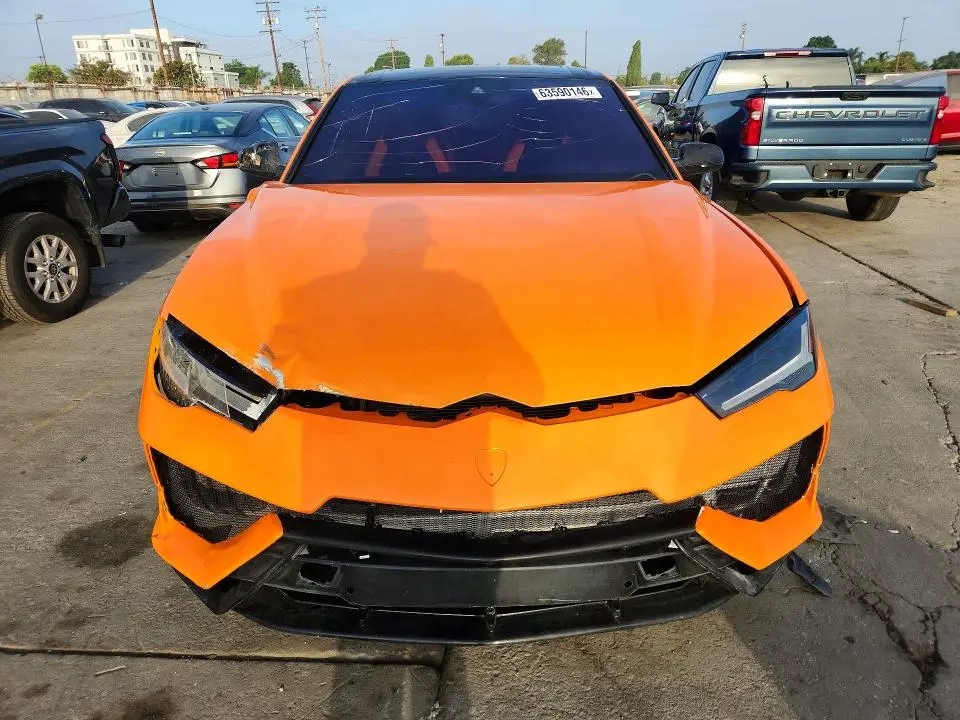 2022 LAMBORGHINI URUS   