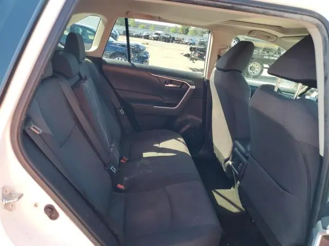 2019 TOYOTA RAV4 XLE  