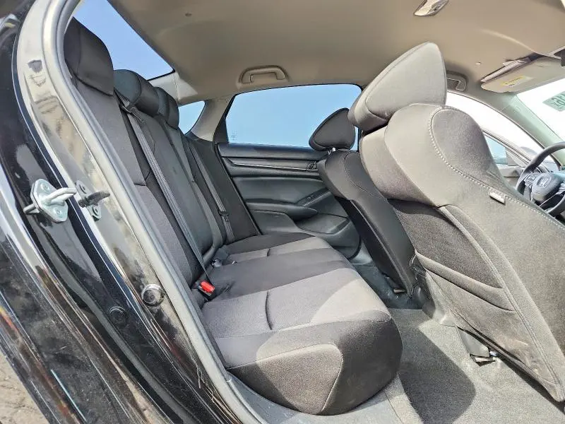2022 HONDA ACCORD LX  