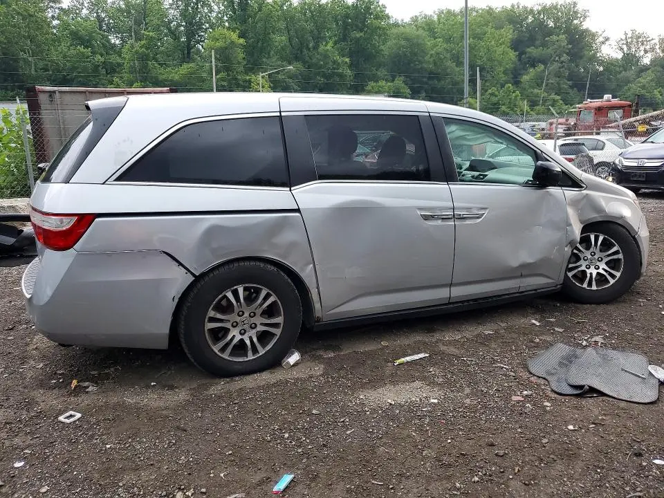 2011 HONDA ODYSSEY EX  