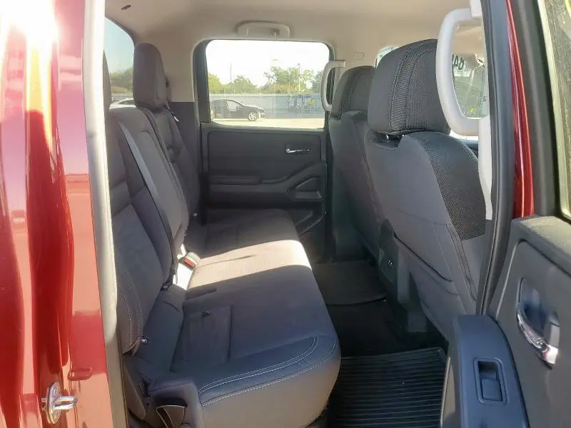 2024 NISSAN FRONTIER S