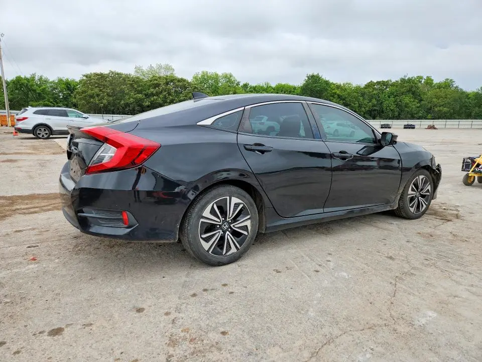2017 HONDA CIVIC EX  