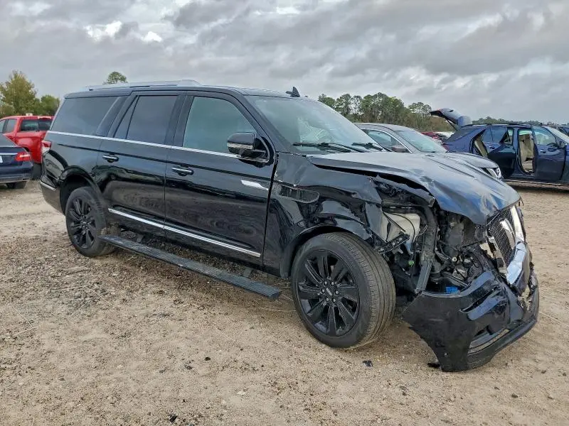 2023 LINCOLN NAVIGATOR L RESERVE  