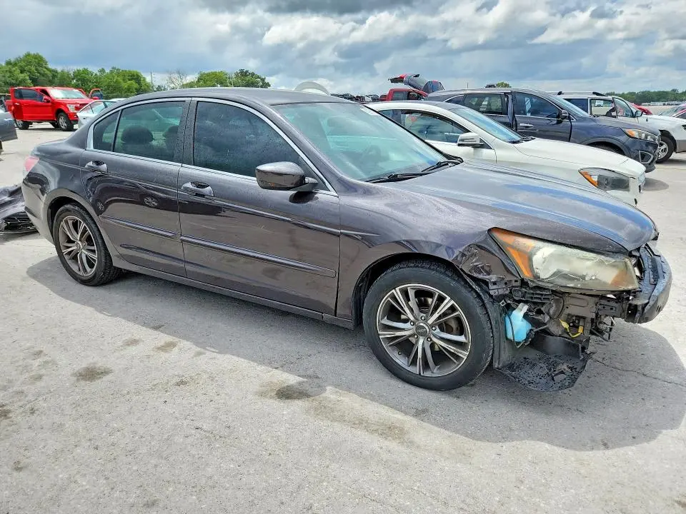 2012 HONDA ACCORD LX  