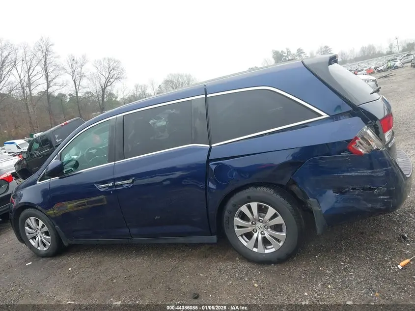 2016 HONDA ODYSSEY SE