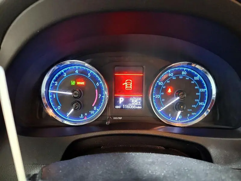 2017 TOYOTA COROLLA LE  