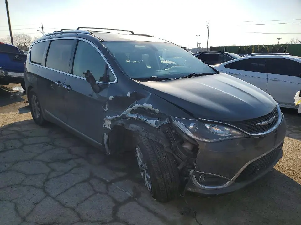 2019 CHRYSLER PACIFICA TOURING L  