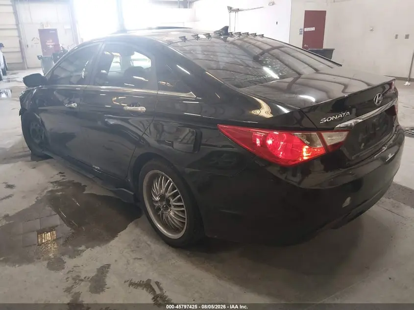 2011 HYUNDAI SONATA LIMITED