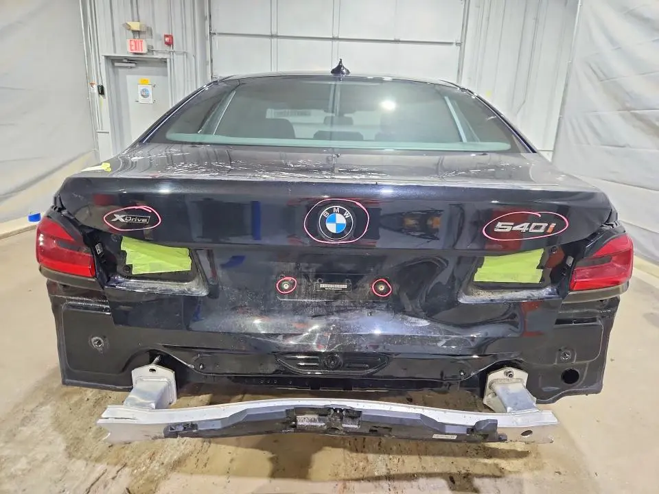 2021 BMW 540 XI  