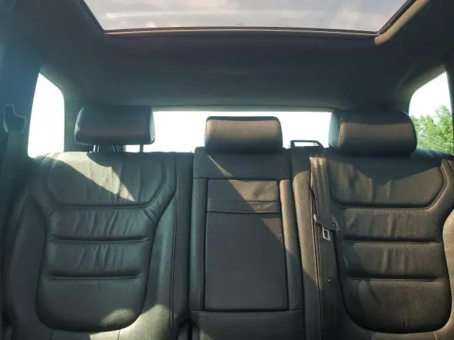 2014 VOLKSWAGEN TOUAREG V6  