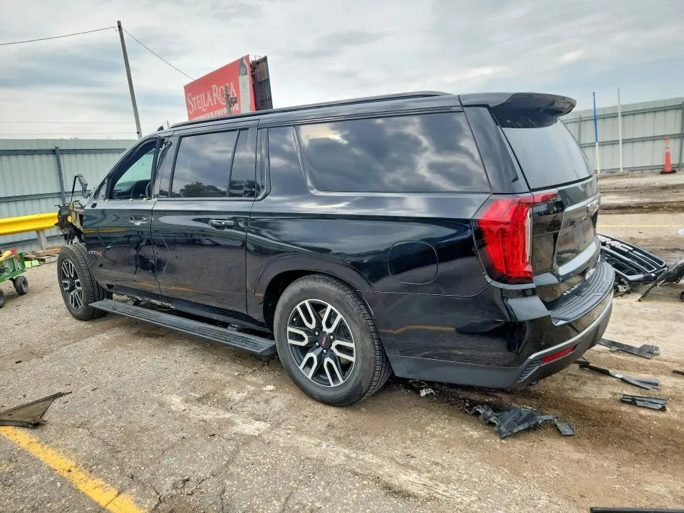 2021 GMC YUKON XL K1500 AT4  