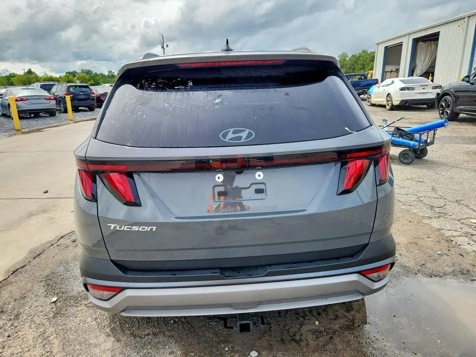 2026 HYUNDAI TUCSON SEL PLUS  
