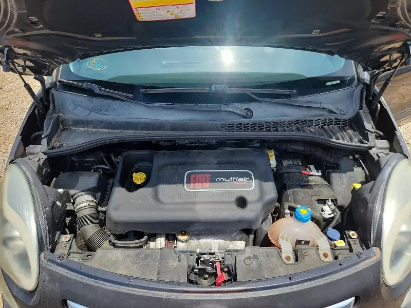 2015 FIAT 500L POP  