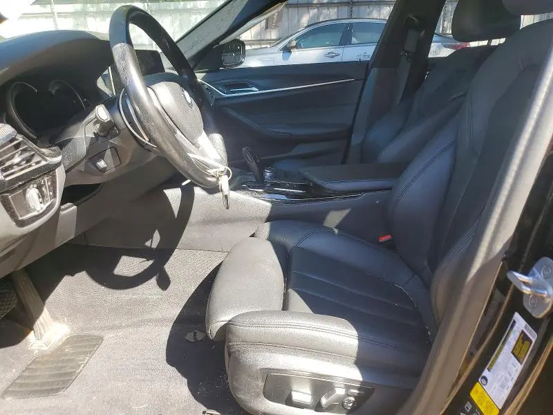2019 BMW 530 XI  