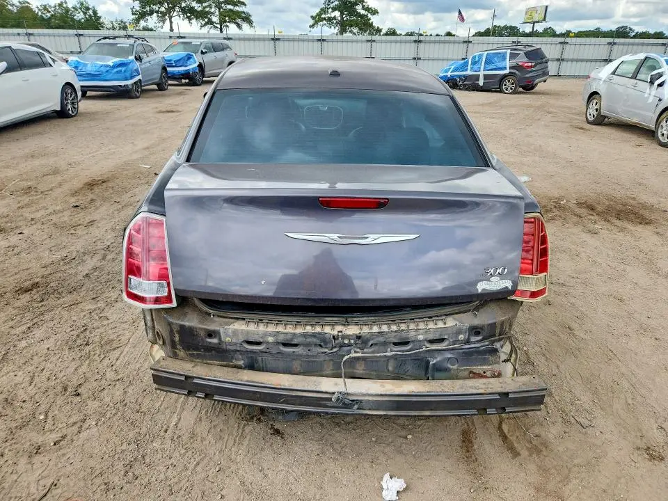 2013 CHRYSLER 300   