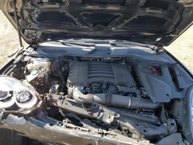 2017 PORSCHE CAYENNE   