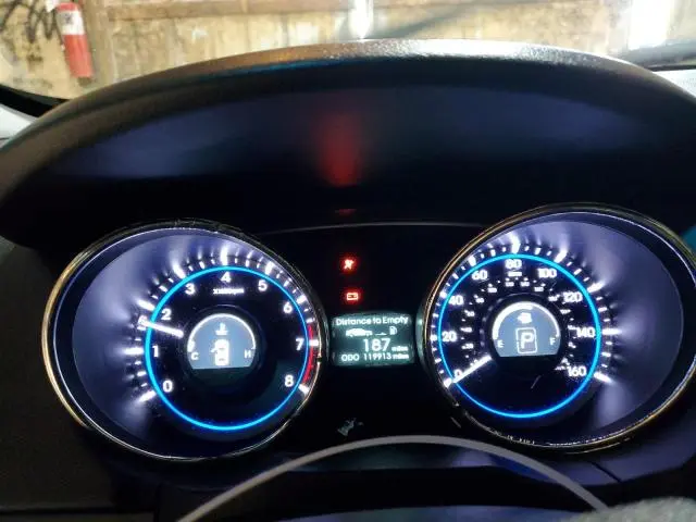 2012 HYUNDAI SONATA GLS  