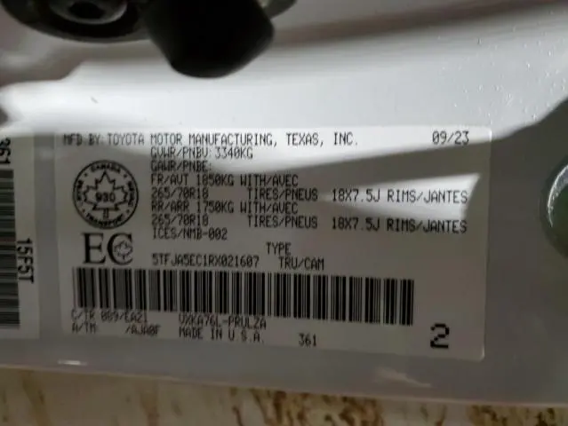 2024 TOYOTA TUNDRA CREWMAX LIMITED  