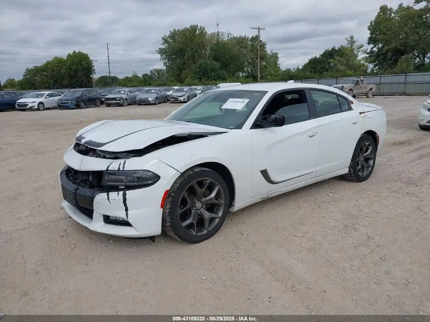 2015 DODGE CHARGER SXT