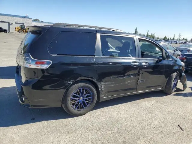 2013 TOYOTA SIENNA SPORT  