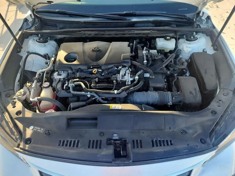 2021 TOYOTA AVALON XLE  