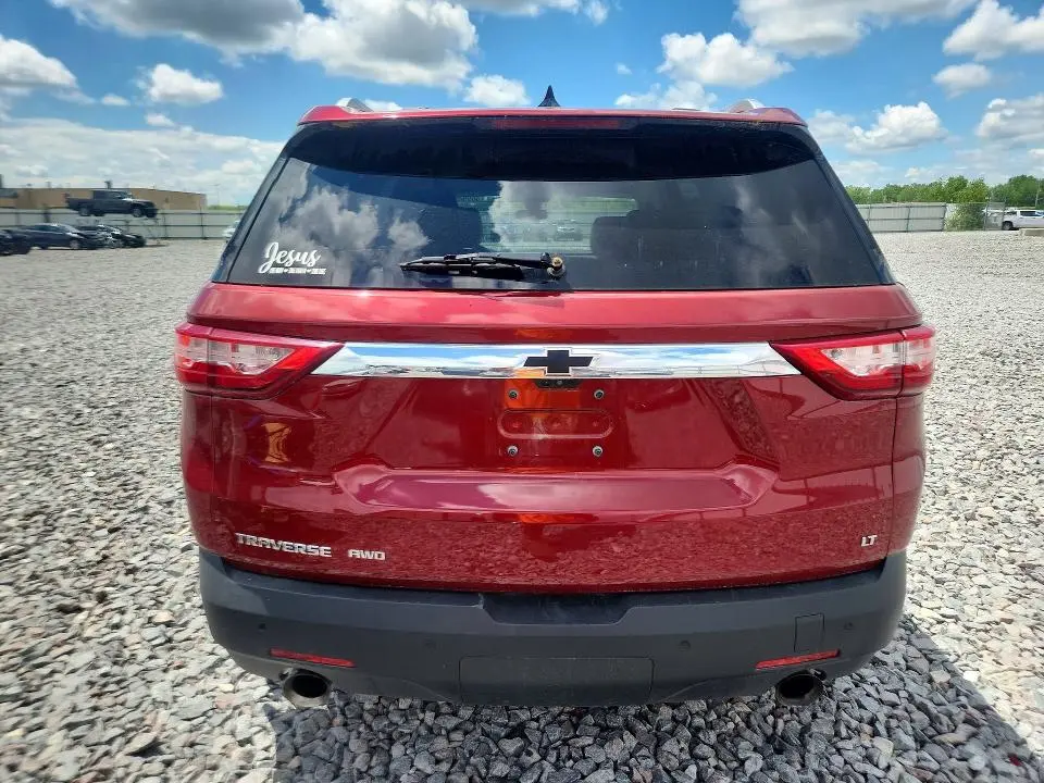 2018 CHEVROLET TRAVERSE LT  